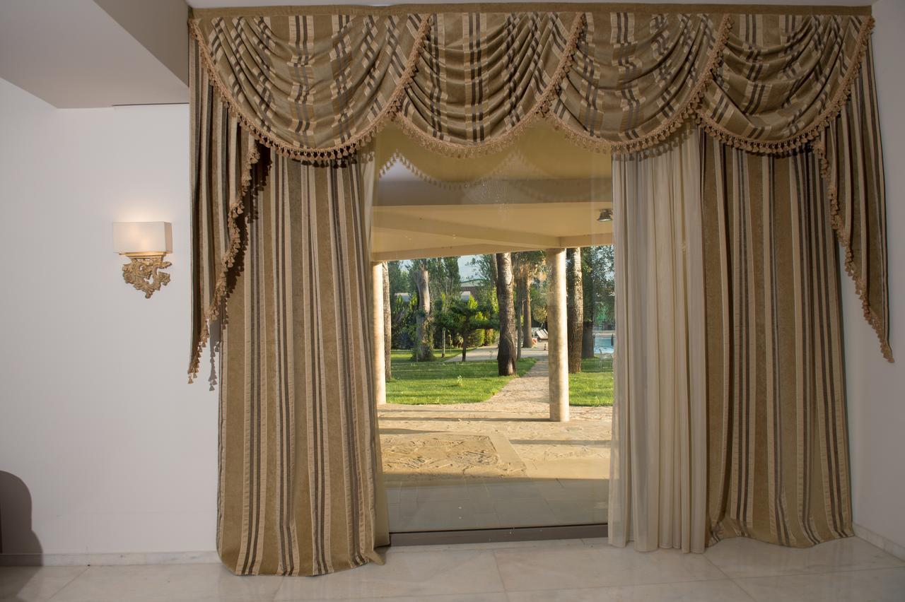 Corali Resort Agrinio Buitenkant foto