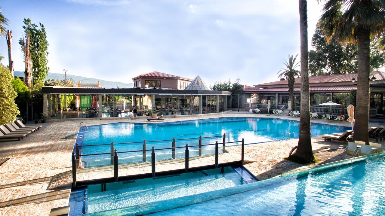 Corali Resort Agrinio Buitenkant foto